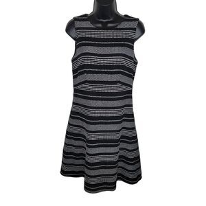 Ann Taylor Black and white sleeveless a-line dress size 6